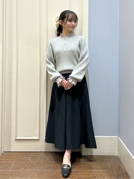 「couture brooch（クチュールブローチ）の【洗える】リボンエンブロ細ケーブルニット（ニット/セーター、グレー系）」を使った、えぬさん（レディース・150cm）の冬コーディネート