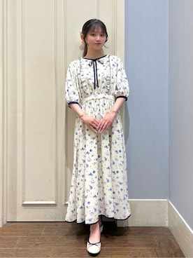 「couture brooch（クチュールブローチ）の【着映え】水彩フラワーワンピース（ワンピース、ホワイト系）」を使った、えぬさん（レディース・150cm）の春コーディネート