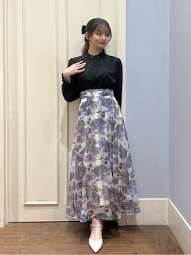 「couture brooch（クチュールブローチ）の【2WAY・ハレの日・通勤】エンブロレースブラウス（シャツ/ブラウス、ブラック系）」を使った、えぬさん（レディース・150cm）の春コーディネート