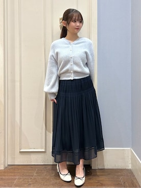 「couture brooch（クチュールブローチ）の【前後2WAY】Springフェザーカーデトップス（カーディガン/ボレロ、ブルー系）」を使った、えぬさん（レディース・150cm）の冬コーディネート