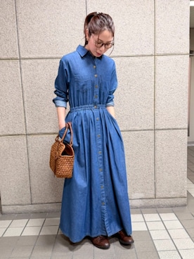 「slattgir（スラットジール）の高身長　デニムマキシワンピース（トールサイズ）Essenave（ワンピース、ブルー系）」を使った、reiさん（レディース・173cm）の春コーディネート