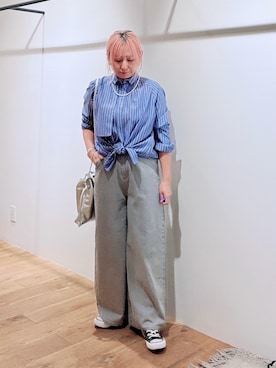 「アイテム（バングル/リストバンド）」を使った、micoさん（レディース・155cm）の秋コーディネート