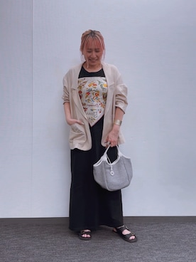 「アイテム（かごバッグ、グレー系）」を使った、micoさん（レディース・155cm）の春コーディネート