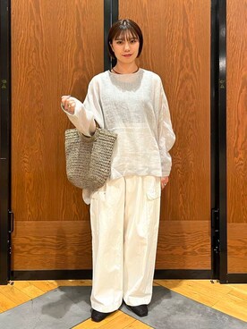 シアーリネンワイドプルオーバーを使った人気ファッション