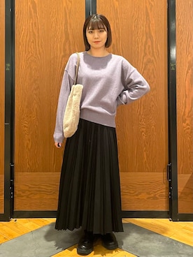 「RODE SKO（ロデスコ）のタッセル付フラッフィトートバッグ（トートバッグ）」を使った、YURIEさん（レディース・155cm）の冬コーディネート