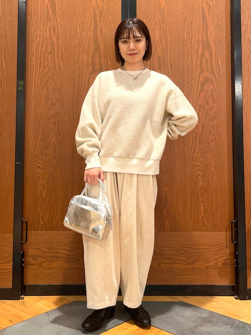 スカートが苦手な方におすすめ かぐれのドット柄ワイドパンツ