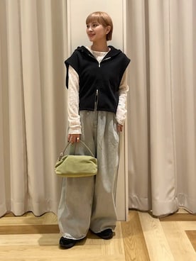 「Green　Parks（グリーンパークス）の配色ラインデニムワイドパンツ（デニムパンツ、ブルー系）」を使った、Green Parks officialさん（レディース・156cm）の夏コーディネート