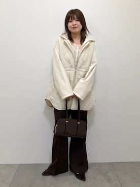 「Green　Parks（グリーンパークス）のアイテム（Tシャツ/カットソー）」を使った、Green Parks officialさん（レディース・162cm）の秋コーディネート