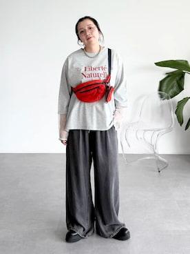 「Green　Parks（グリーンパークス）のアイテム（Tシャツ/カットソー）」を使った、Green Parks officialさん（レディース・155cm）の秋コーディネート