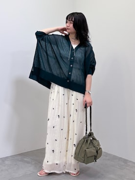 「Green　Parks（グリーンパークス）のアイテム（ショルダーバッグ）」を使った、Green Parks officialさん（レディース・157cm）の夏コーディネート
