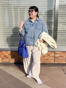 「Green　Parks（グリーンパークス）のデニムシャツブルゾン（デニムジャケット、ブルー系）」を使った、Green Parks officialさん（レディース・159cm）の春コーディネート