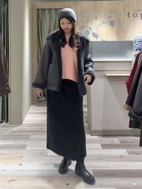 「アイテム（ムートンコート）」を使った、Green Parks officialさん（レディース・165cm）の冬コーディネート