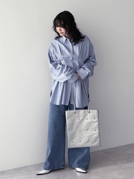 「Green　Parks（グリーンパークス）の【WEB限定】ドロストシャーリングウエストタックシャツⅡ（シャツ/ブラウス、ブルー系）」を使った、Green Parks officialさん（レディース・156cm）の夏コーディネート