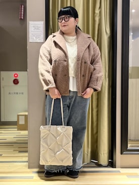 「アイテム（ピーコート）」を使った、Green Parks officialさん（レディース・168cm）の冬コーディネート