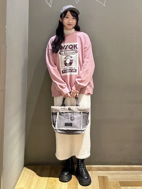 「アイテム（スウェット、ピンク系）」を使った、Green Parks officialさん（レディース・156cm）の秋コーディネート