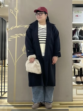 「アイテム（ステンカラーコート）」を使った、Green Parks officialさん（レディース・168cm）の冬コーディネート