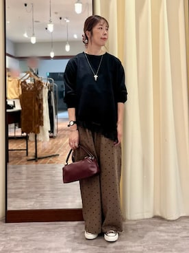 「Green　Parks（グリーンパークス）のアイテム（Tシャツ/カットソー）」を使った、Green Parks officialさん（レディース・161cm）の秋コーディネート