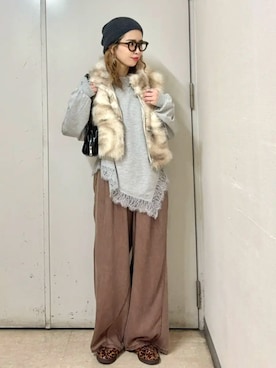 「Green　Parks（グリーンパークス）のアイテム（Tシャツ/カットソー）」を使った、Green Parks officialさん（レディース・161cm）の秋コーディネート