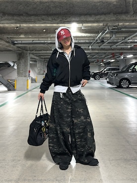 「アイテム（ボストンバッグ）」を使った、daaagrmさん（メンズ・175cm）の秋コーディネート