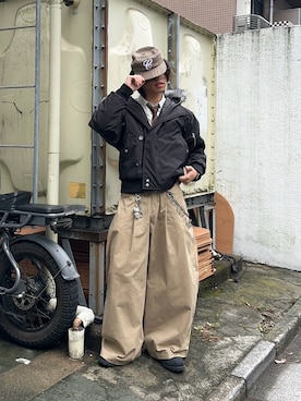 「アイテム（チノパンツ）」を使った、daaagrmさん（メンズ・175cm）の秋コーディネート