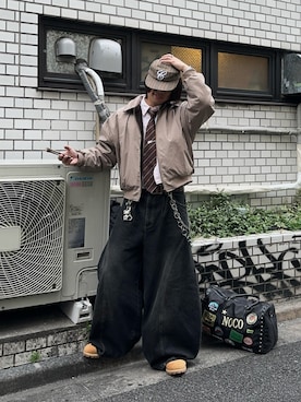 「アイテム（ボストンバッグ）」を使った、daaagrmさん（メンズ・175cm）の秋コーディネート