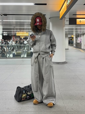 「アイテム（ボストンバッグ）」を使った、daaagrmさん（メンズ・175cm）の秋コーディネート