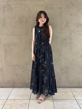 「RANDA（ランダ）の【Botanical Bloom】ボタニカルフラワーシフォンワンピース（ワンピース、ブルー系）」を使った、RANDAさん（レディース・162cm）の夏コーディネート