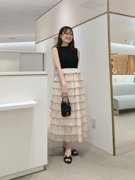 「RANDA（ランダ）のティアードフリルドッキングワンピース（ワンピース、ブラック系）」を使った、RANDAさん（レディース・162cm）の夏コーディネート