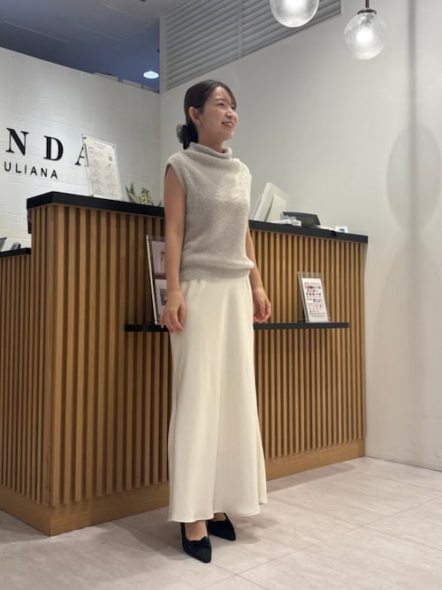 ハイネックフェザータンクトップニット