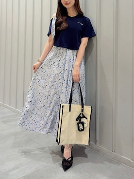 「dazzlin（ダズリン）のフロントリボンシアーパンプス（パンプス、ブラック系）」を使った、hinanoさん（レディース・160cm）の夏コーディネート
