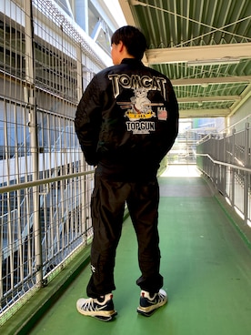 「大学生」｜「アイテム（MA-1）」を使った、NATSUさん（メンズ・175cm）の秋コーディネート