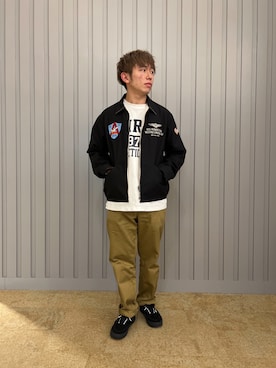 「AVIREX（アヴィレックス）のアイテム（スカジャン）」を使った、K.Kazさん（メンズ・170cm）の冬コーディネート