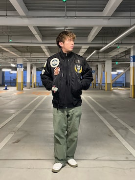 K.Kazさんの「BAKER PANTS / ベイカー パンツ / AVIREX / アヴィレックス」を使ったコーディネート