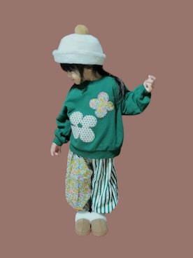 「アイテム（トップス）」を使った、kana♡さん（キッズ・90cm）の秋コーディネート