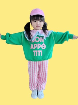 「PUMA（プーマ）のPUMA/プーマ キッズ スニーカー  スマッシュ 3.0 グリッツグラム V IFT 394688（スニーカー）」を使った、kana♡さん（キッズ・90cm）の秋コーディネート