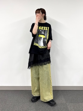 「SOUNDSGOOOOD（サウンズグッド）の【SOUNDS GOOOOD】フォトプリントメッセージTEE（Tシャツ/カットソー、ブラック系）」を使った、tntun0さん（レディース・166cm）の春コーディネート