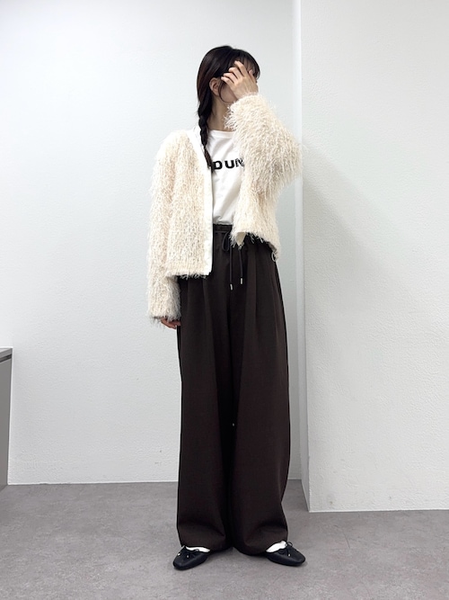 VネックフェザーZIPジャケット