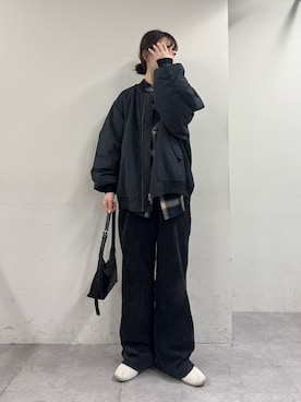 「アイテム（MA-1）」を使った、tntun0さん（レディース・166cm）の秋コーディネート
