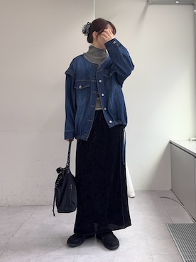「アイテム（デニムジャケット）」を使った、tntun0さん（レディース・166cm）の冬コーディネート