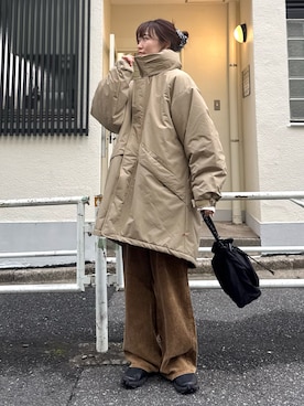 「アイテム（ダウンジャケット/コート、ベージュ系）」を使った、tntun0さん（レディース・166cm）の秋コーディネート
