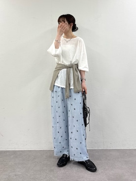 「CIAOPANIC TYPY（チャオパニックティピー）のシアーボーダーロンTee（Tシャツ/カットソー、ホワイト系）」を使った、tntun0さん（レディース・166cm）の春コーディネート