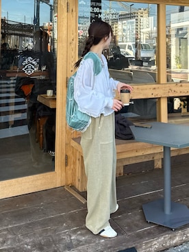 「WILLOW（ウィロー）の【willow】シアーフリルボリュームブラウス（シャツ/ブラウス、ホワイト系）」を使った、tntun0さん（レディース・166cm）の春コーディネート