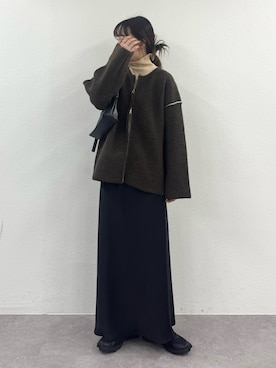 「アイテム（カーディガン/ボレロ）」を使った、tntun0さん（レディース・166cm）の秋コーディネート