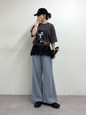 「CIAOPANIC TYPY（チャオパニックティピー）の【TYPY×LOTTE板ガム】持続冷感板ガムフォトTEE（Tシャツ/カットソー、グレー系）」を使った、tntun0さん（レディース・166cm）の春コーディネート