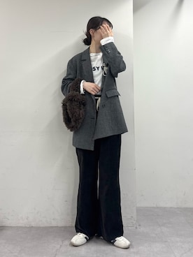 「アイテム（テーラードジャケット、ブルー系）」を使った、tntun0さん（レディース・166cm）の秋コーディネート