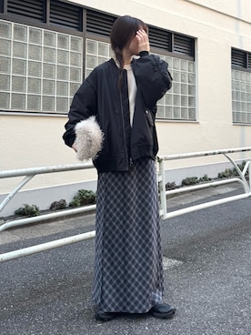 「アイテム（MA-1）」を使った、tntun0さん（レディース・166cm）の秋コーディネート