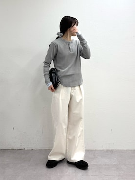 「CIAOPANIC TYPY（チャオパニックティピー）の2WAYシルエットサス付きチノパンツ（サロペット/オーバーオール）」を使った、tntun0さん（レディース・166cm）の冬コーディネート