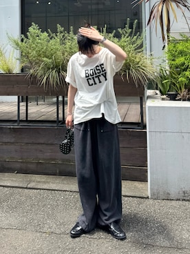 「CIAOPANIC TYPY（チャオパニックティピー）の【UNISEX】ピグメント加工スラブカレッジロゴTEE（Tシャツ/カットソー、ホワイト系）」を使った、tntun0さん（レディース・166cm）の夏コーディネート