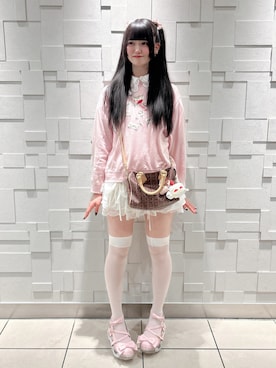 「アイテム（ヘアゴム）」を使った、およよさん（レディース・162cm）の秋コーディネート