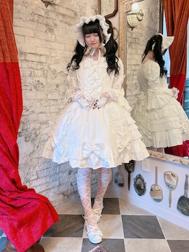 「アイテム（ヘアアクセサリー、ホワイト系）」を使った、およよさん（レディース・162cm）の秋コーディネート